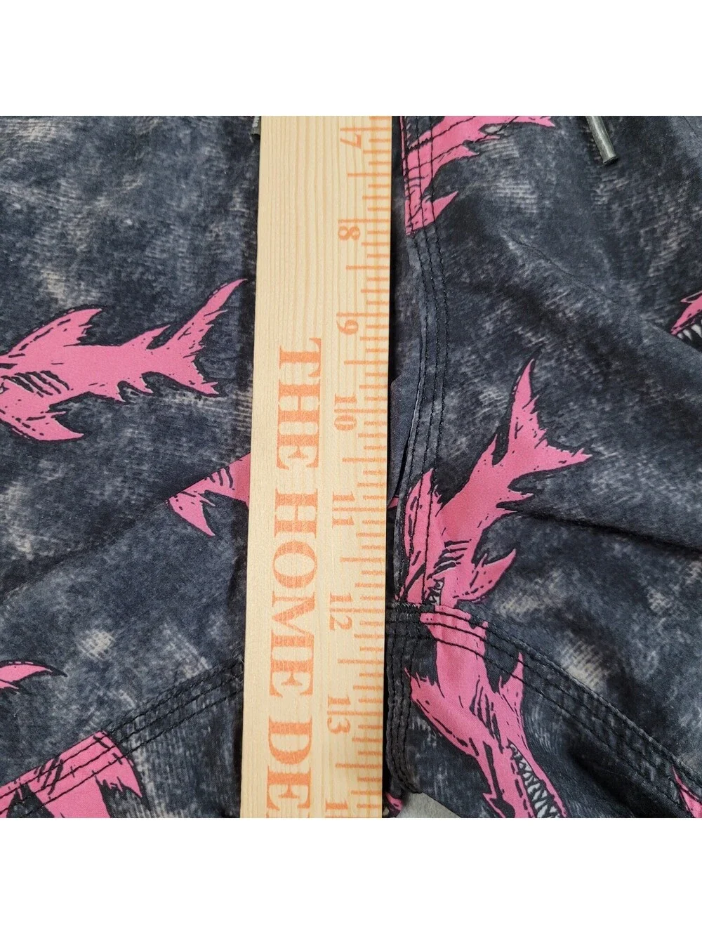 Maui and Sons Board Shorts Men 34 Black Pink Shark 4-Way Stretch Swim Trunks Car